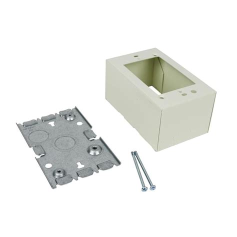 500 and 700 series electrical switch receptacle box|Wiremold 500/700 Series Two.